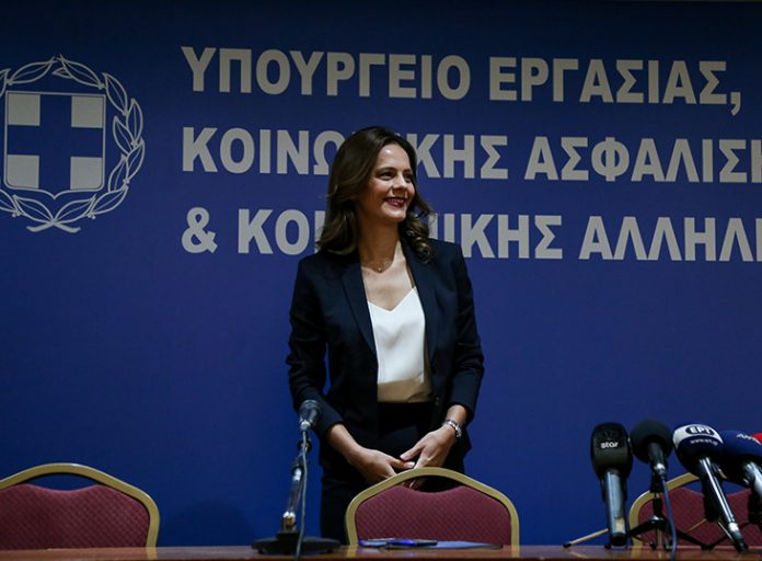 Υπ. Εργασίας: Επεκτάθηκε η σύμβαση των ξενοδοχοϋπαλλήλων