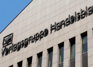 Handelsblatt: «Ο ΥΠΟΙΚ της Ελλάδας χαλαρώνει τους κεφαλαιακούς ελέγχους»