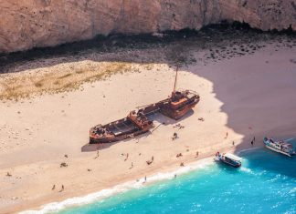 Κλειστό το "Ναυάγιο" μετά την κατολίσθηση