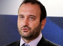 Κ. Κόλλιας: Μειώστε φορολογία και εργοδοτικές εισφορές