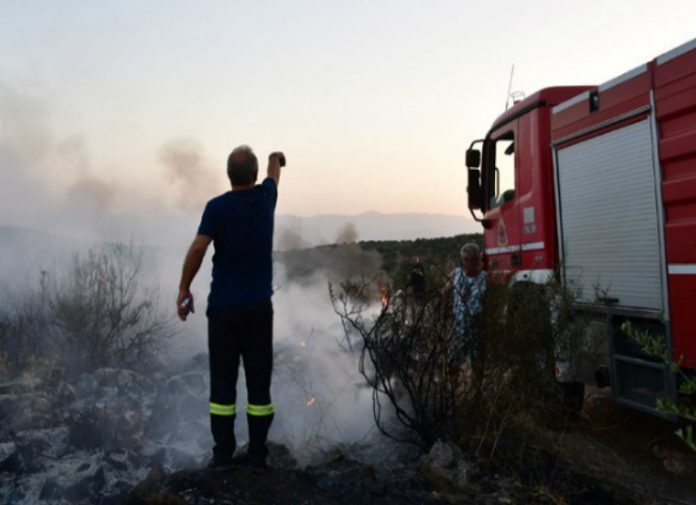 Σε εξέλιξη πυρκαγιά στη Ζάκυνθο