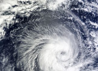 Τραγικός ο απολογισμός του τυφώνα στην Ιαπωνία: 11 νεκροί και εκατοντάδες τραυματίες