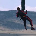 Ένα bungee jump του Will Smith…αξίας 200 εκατ. δολαρίων! (video) Ένα bungee jump του Γουίλ Σμιθ…αξίας 200 εκατ. δολαρίων! (video)