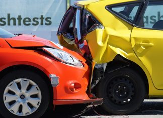 Μετ' εμποδίων η κυκλοφορία προς Χαλκιδική εξαιτίας καραμπόλας