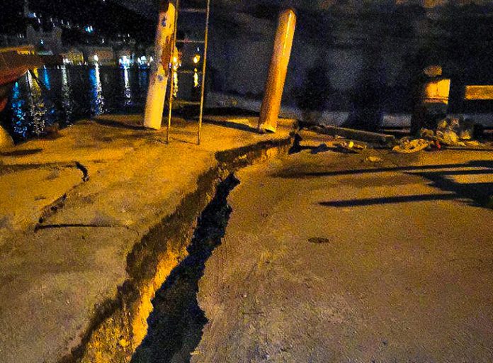 Δεκάδες μετασεισμοί μετά τα 6,4 Ρίχτερ ανοιχτά της Ζακύνθου