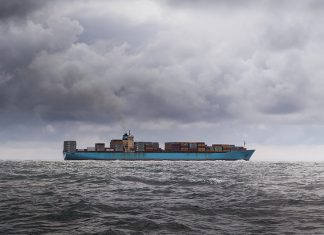 Μηχανική βλάβη σε φορτηγό πλοίο, ανοιχτά της Τήνου