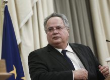 Με παραίτηση «απειλεί» ο Ν. Κοτζιάς Με παραίτηση "απειλεί" ο Ν. Κοτζιάς