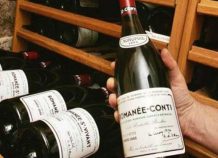 Μπουκάλι κρασί Romanee-Conti πουλήθηκε 558.000 δολλαρία σε δημοπρασία Μπουκάλι κρασί Romanee-Conti πουλήθηκε 558.000 δολλαρία σε δημοπρασία