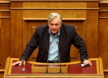 Παπαχριστόπουλος: «Θα ψηφίσω την συμφωνία των Πρεσπών και θα παραδώσω την έδρα μου» (Video) Παπαχριστόπουλος: "Θα ψηφίσω τη συμφωνία των Πρεσπών και θα παραδώσω την έδρα μου" (Video)
