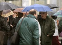 Πρόγνωση καιρού: Βροχές με μικρή άνοδο θερμοκρασίας