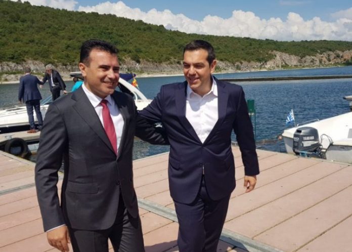 Συνάντηση Τσίπρα-Ζάεφ, «νέα αρχή» στις σχέσεις των δύο χωρών