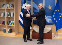 «Ο ελληνικός προϋπολογισμός είναι ο πρώτος έπειτα από πολλά χρόνια που δεν επιβλήθηκε από το πρόγραμμα προσαρμογής» «Ο ελληνικός προϋπολογισμός είναι ο πρώτος έπειτα από πολλά χρόνια που δεν επιβλήθηκε από το πρόγραμμα προσαρμογής»