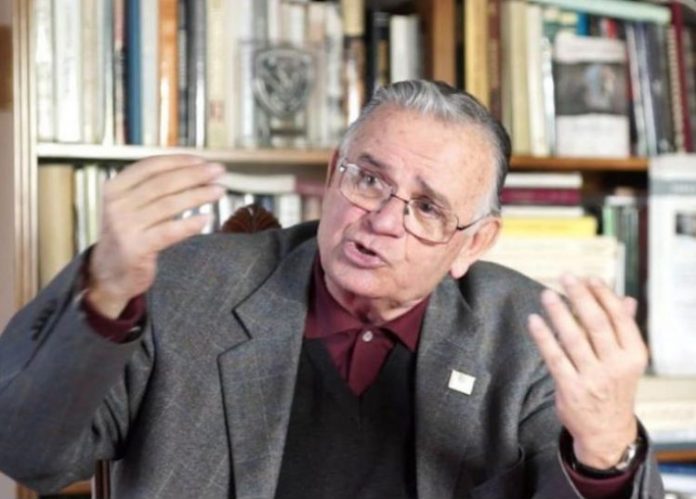 Μία από τις τελευταίες παρεμβάσεις που έκανε ο Σαράντος Καργάκος (video)