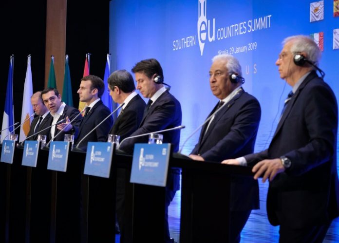 Κρίσιμα θέματα για το μέλλον της Ευρώπης συζητούν σε δείπνο εργασίας οι ηγέτες των MED7