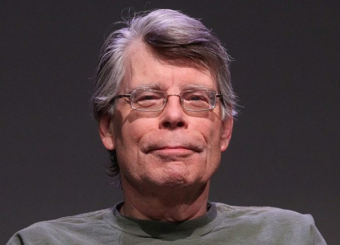 Ο Στίβεν Κινγκ διέσωσε το λογοτεχνικό ένθετο μιας μικρής εφημερίδας του Μέιν