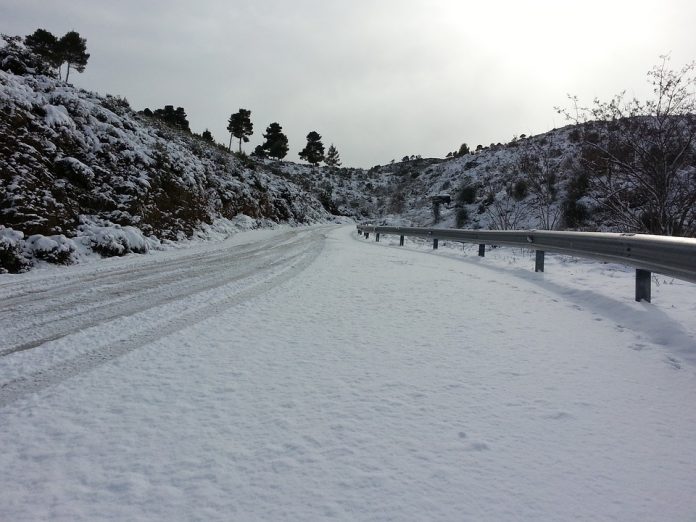 Meteo του Αστεροσκοπείου: Mεγάλη πτώση της θερμοκρασίας και θυελλώδεις άνεμοι