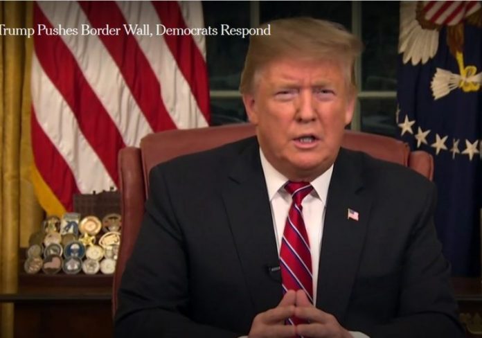 Ο Ντ. Τραμπ απαίτησε από το Κογκρέσο κονδύλια για το Τείχος στα νότια σύνορα των ΗΠΑ (video)