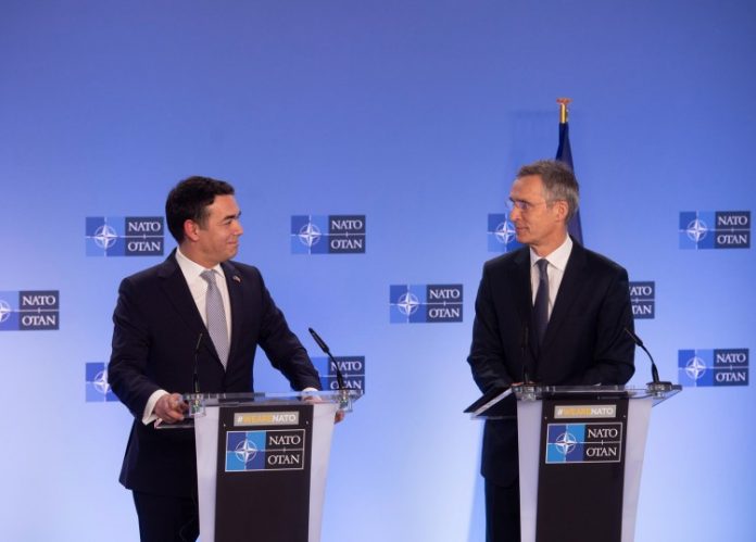 ΝΑΤΟ: Υπεγράφη το πρωτόκολλο εισδοχής της ΠΓΔΜ