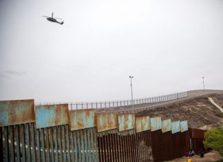 16 πολιτείες προσέφυγαν στη δικαιοσύνη εναντίον της κατάστασης εκτάκτου ανάγκης για το τείχος