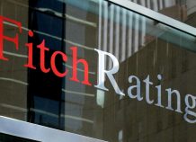 Καταπέλτης Fitch για Ελλάδα: «Παραμονεύει» η επιστροφή αυστηρών Capital Controls Καταπέλτης Fitch για Ελλάδα: "Παραμονεύει" η επιστροφή αυστηρών Capital Controls