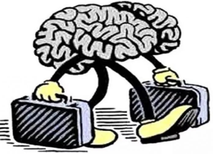 Προσπαθούμε να επαναπατρίζουμε ταλέντα από το εξωτερικό