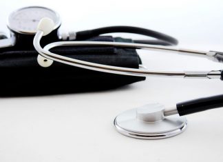 Περισσότεροι γιατροί στην πρωτοβάθμια υγεία, μεγαλύτερο προσδόκιμο ζωής