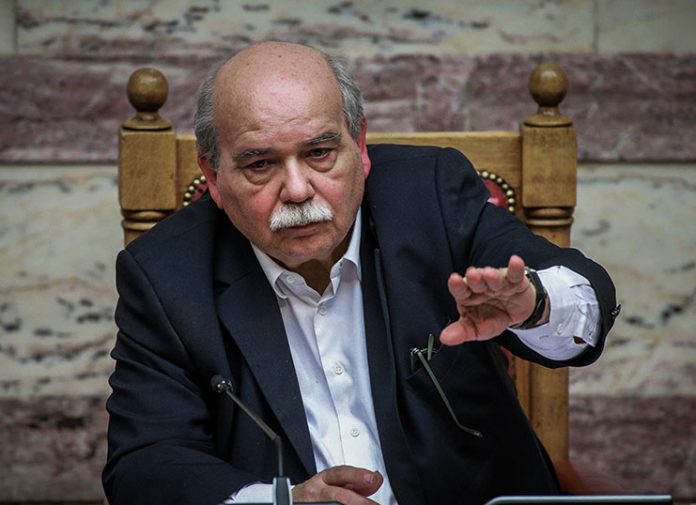 Μέχρι τη Μ. Τρίτη θα ψηφιστούν οι 120 δόσεις για τις ασφαλιστικές οφειλές