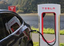 Tesla: Αποκλειστικά online πλέον οι πωλήσεις των αυτοκινήτων της Tesla: Αποκλειστικά online πλέον οι πωλήσεις των αυτοκινήτων της