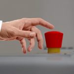 Στο υψηλότερο επίπεδό μετά τον Β΄ ΠΠ βρίσκεται ο κίνδυνος ενός πυρηνικού πολέμου Στο υψηλότερο επίπεδό μετά τον Β΄ ΠΠ βρίσκεται ο κίνδυνος ενός πυρηνικού πολέμου