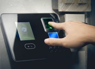 Ιταλία: Με τα δακτυλικά αποτυπώματά τους θα προσέρχονται οι δημόσιοι υπάλληλοι