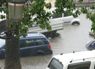 Καταιγίδες και σφοδρές βροχοπτώσεις έπληξαν την Ιταλία - Τρεις νεκροί