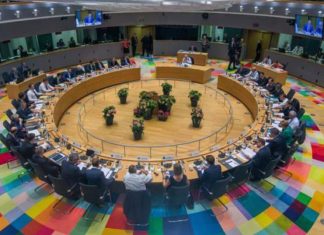 Κρίσιμη σύνοδος της ΕΕ - Σχέδιο 2 τρισ. ευρώ για την οικονομική ανάκαμψη