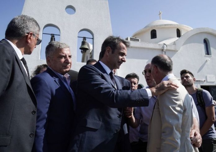 Στο μνημόσυνο για τα 102 θύματα της τραγωδίας στο Μάτι ο πρωθυπουργός Στο μνημόσυνο για τα 102 θύματα της τραγωδίας στο Μάτι ο πρωθυπουργός