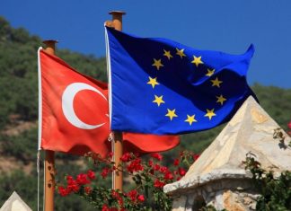 Τη λήψη μέτρων σε βάρος της Άγκυρας εξετάζουν σήμερα οι υπουργοί Εξωτερικών της ΕΕ