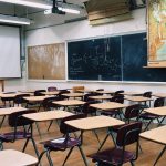 Ξανανοίγουν σταδιακά και με προφυλάξεις τα σχολεία στις χώρες της Ευρώπης Ανοίγουν νηπιαγωγεία και δημοτικά τη Δευτέρα 11 Ιανουαρίου - Μείωση ύλης για την Γ' λυκείου