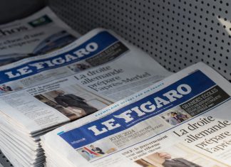 Le Figaro: Περιορισμός της γραφειοκρατίας, «το πιο εντυπωσιακό θύμα του Covid-19 στην Ελλάδα»