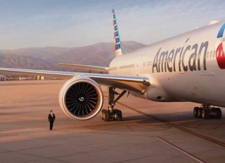 Η American Airlines αρχίζει να απολύει 19.000 εργαζομένους