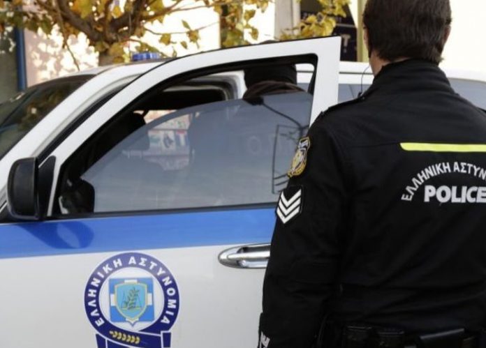 Το νέο επιχειρησιακό σχέδιο της ΕΛ.ΑΣ για την αντιμετώπιση των συναθροίσεων παρουσίασε ο Μ. Χρυσοχοΐδης